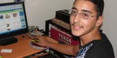 شادي مع والده