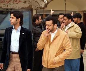 البعثة القطرية خلال إحدى جوالاتها على الأرض