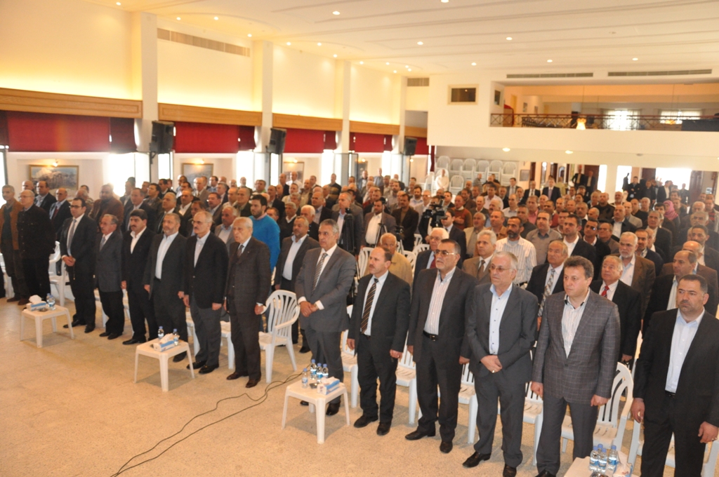 الحضور في اللقاء السنوي المشترك للمجالس البلدية والإختيارية في الجنوب