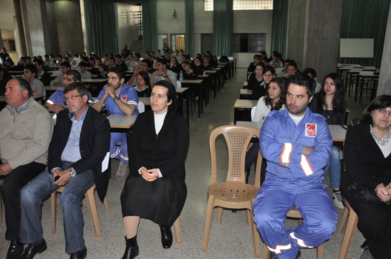ثانوية الراهبات الانطونيات في النبطية أطلقت مشروع" التوعية للحد من مخاطر حوادث الدراجات النارية