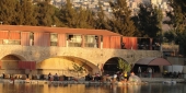 تعيش الخيام في عقول وقلوب الجميع الذين يتصفحون الموقع (عين الخيام وروحها) كحاجة الجسم للهواء والطعام