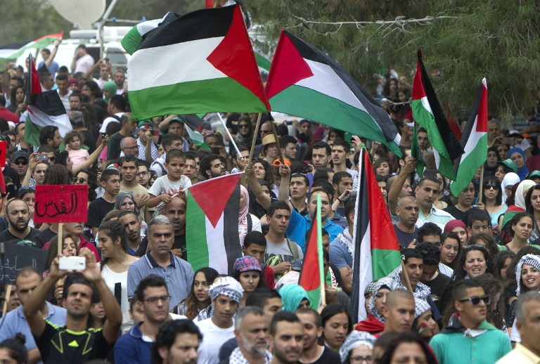 عرب 48:  قلوبنا فلسطينية على رغم التمييز