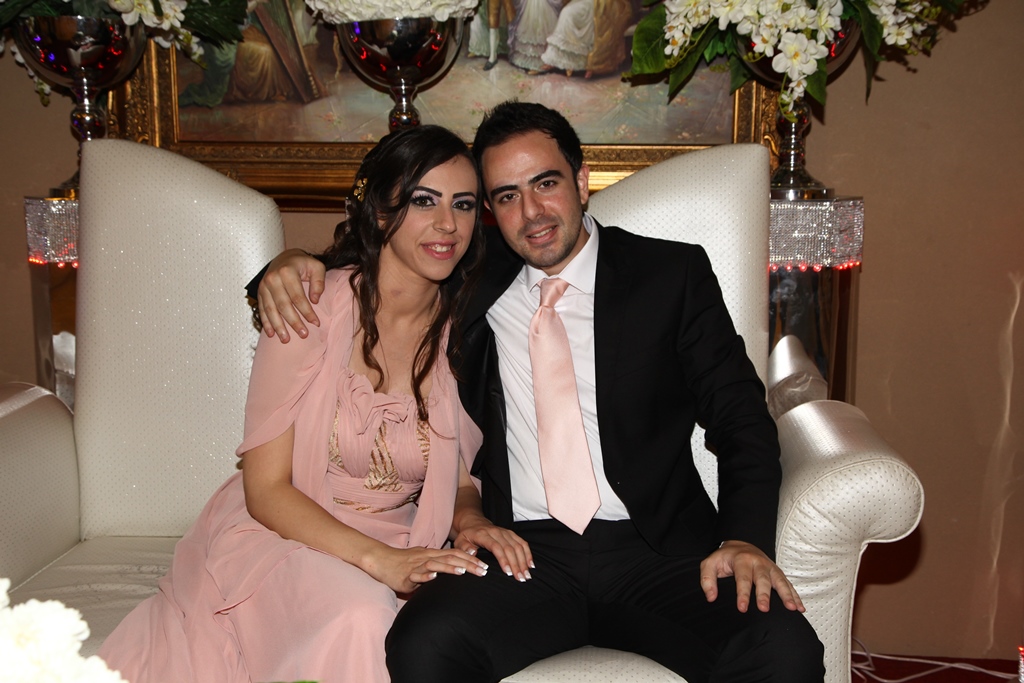 الشاب الوسيم حسن أحمد عواضة على اﻵنسة الحسناء ناهية عباس مهنا