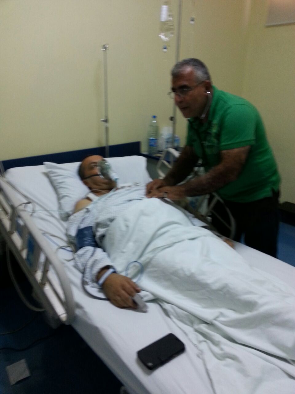 الحاج عبّاس أبوعبّاس.. بتركه المحل خسرنا رصيدا كبيرا  وفقدنا  الجلسات الحلوة والتعليقات والنهفات الاحلى. 