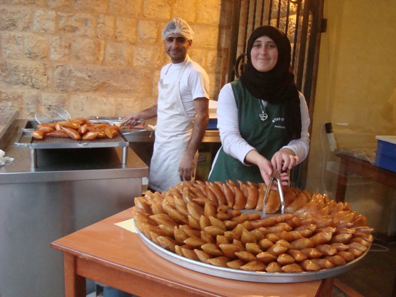 القطايف من حلويات العيد