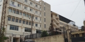 والمدرسة الاورثوذكسية اقفلت ابوابها