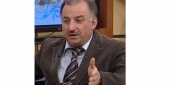 اثناء تكريم أبو نزر علي منصور على جهوده في خدمة بلدته الطيبة من خلال مهرجان  عالطيبة لاقونا