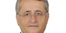 الأستاذ فايز أبو عباس (ناشط إجتماعي وسياسي وعضو المجلس البلدي في الخيام)