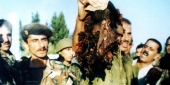 اقترب أحد المقاومين الى المسافة الصفر من أحد جنود العدو (أرشيف)
