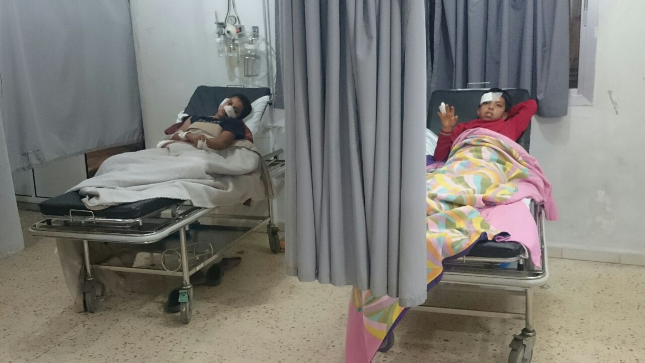 الشقيقان الجريحان جراء عضة كلب مسعور