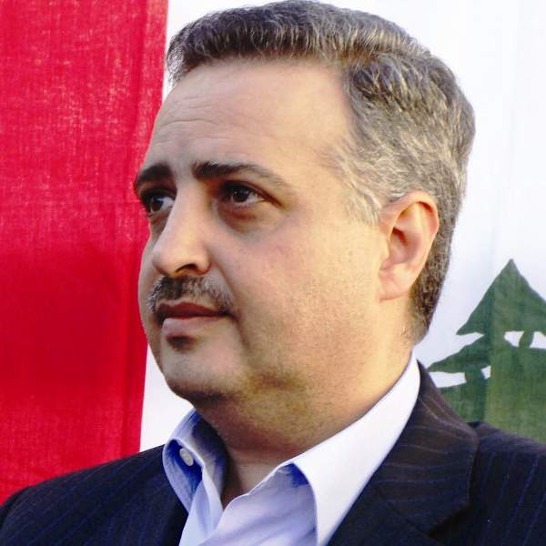 وزير المهجرين طلال ارسلان