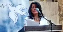 مايا مع شقيقيها الإعلاميين جورج وإدوار العشي