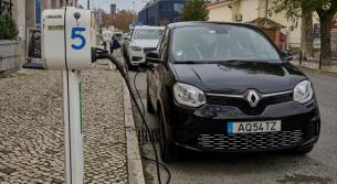 نيسان ليف أسينتا Nissan leaf acenta
