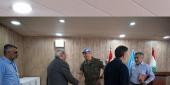 الجنرال استيبان خلال المقابلة مع وسائل الإعلام