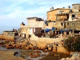 منازل في عمق البحر