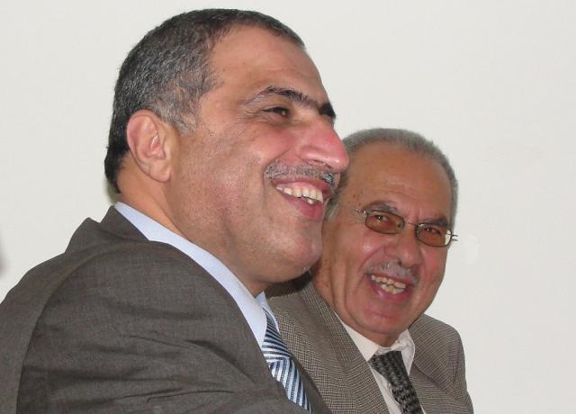 النائب الدكتور قاسم هاشم والأستاذ فايز أبو عباس شاركا في المداخلات