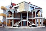 القصر البلدي في الحدت