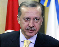 قافلة الحرية تحظى بدعم أردوغان