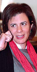 الوزيرة الحسن: عائدات الـ2008 و2009.