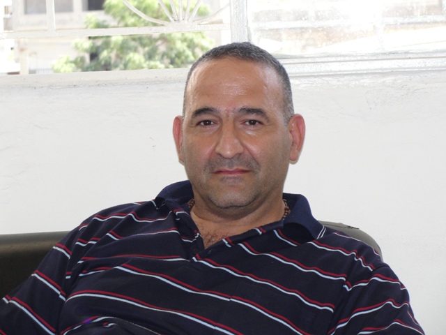 والدها "أسعد فرحات"